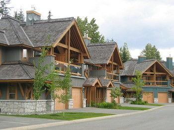 Montebello By Admira 3* Whistler
